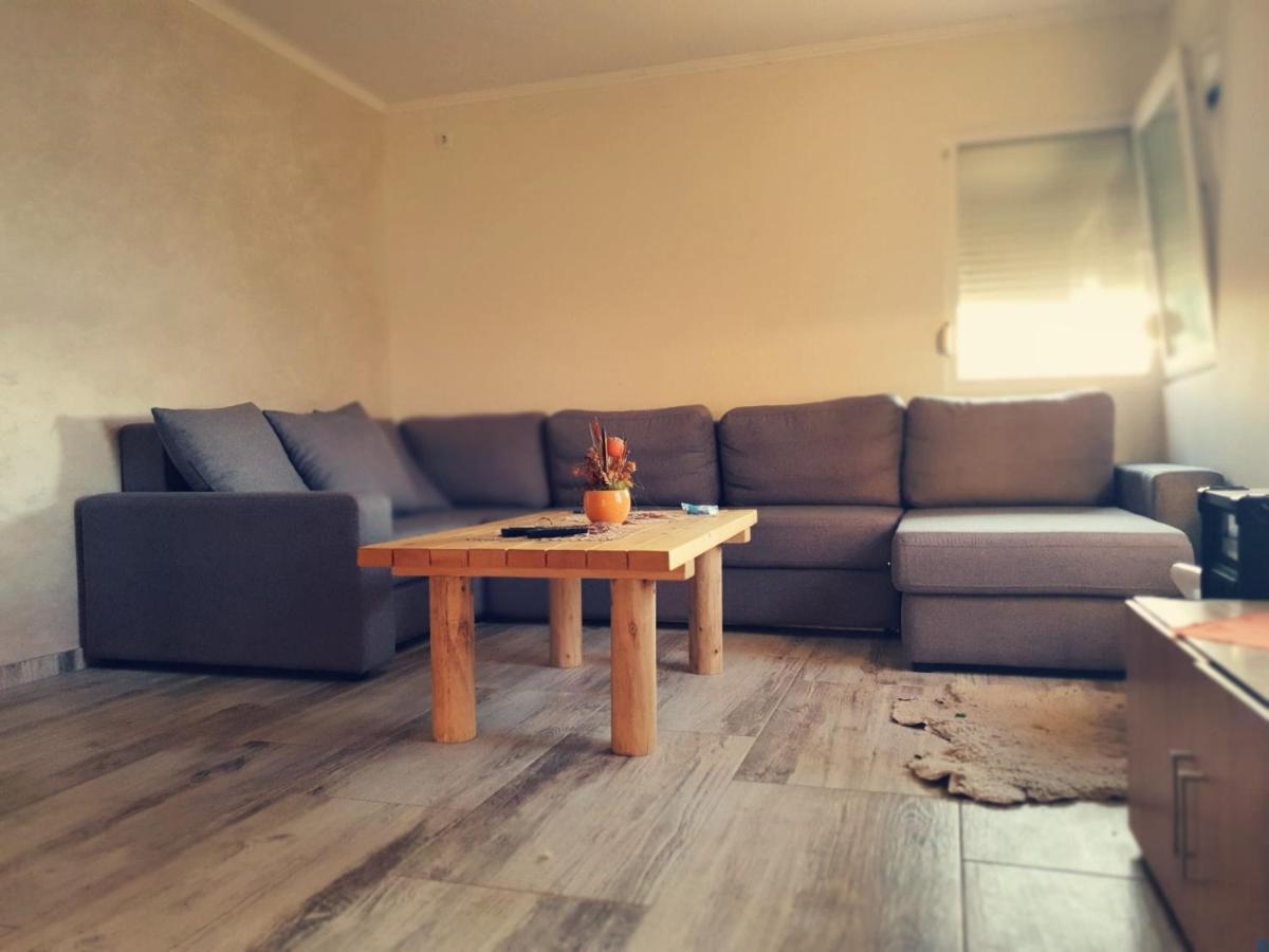Vila Maza Smederevo Buitenkant foto