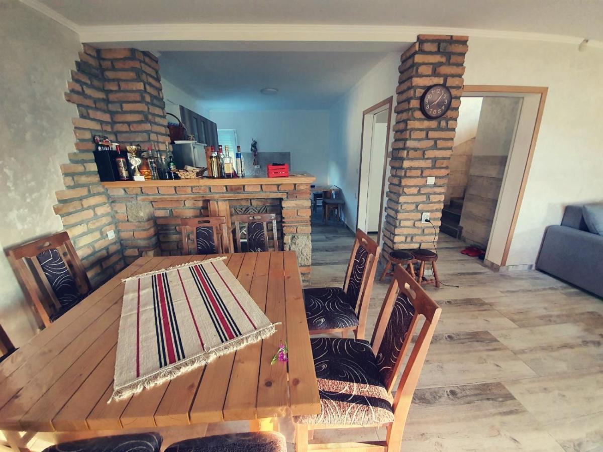 Vila Maza Smederevo Buitenkant foto